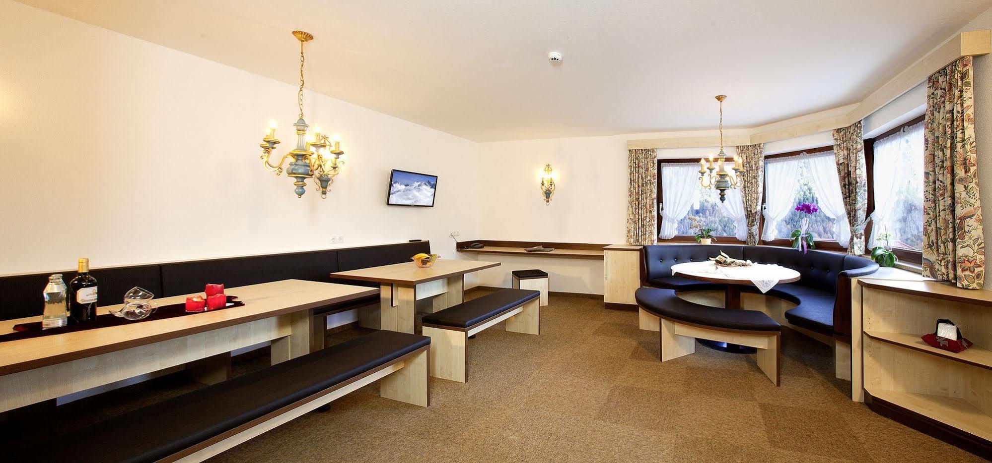 Appartement Alpin Сьолден Екстериор снимка